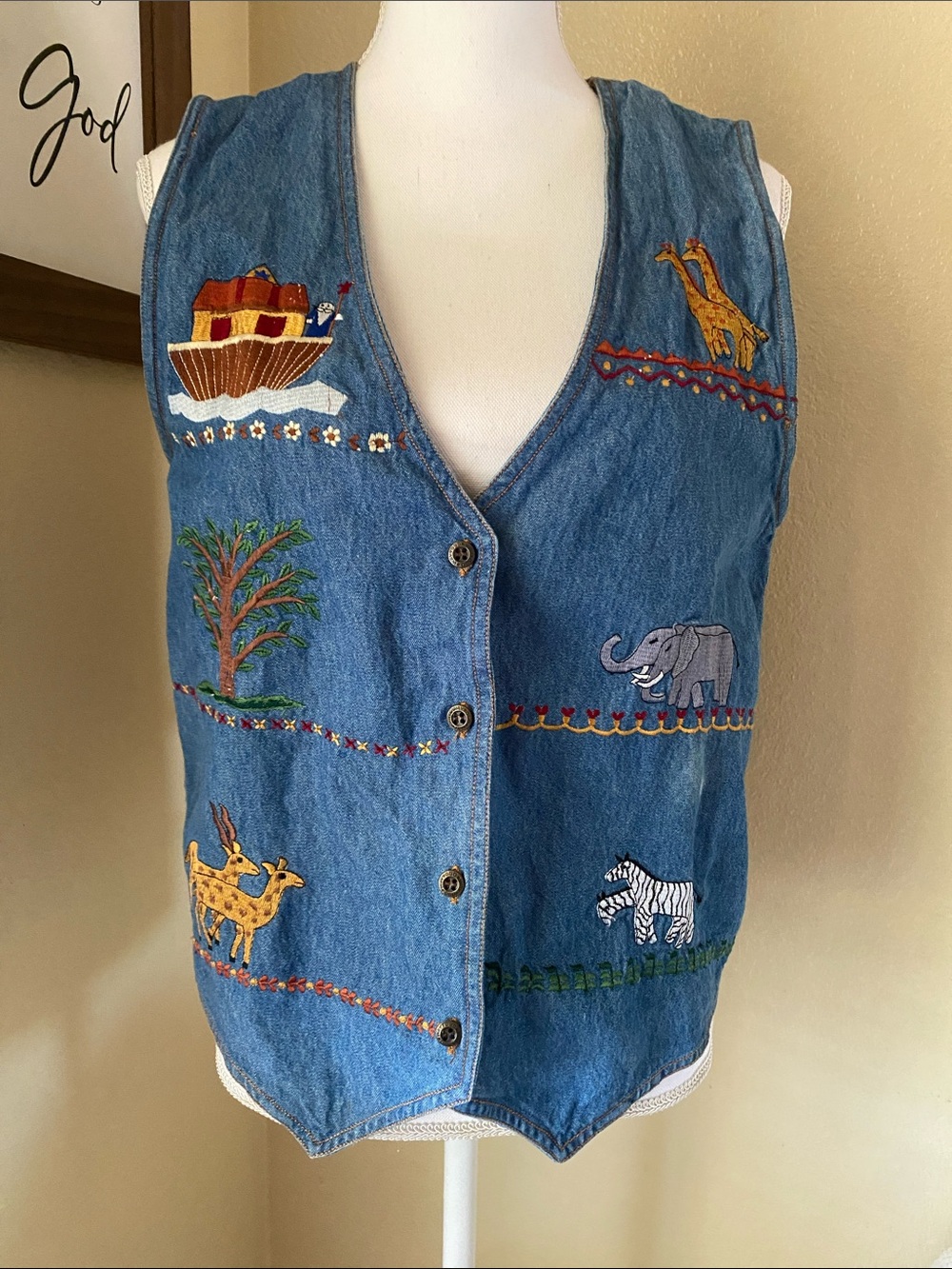 Women’s Artsy Noah’s Ark Embroidered Vest